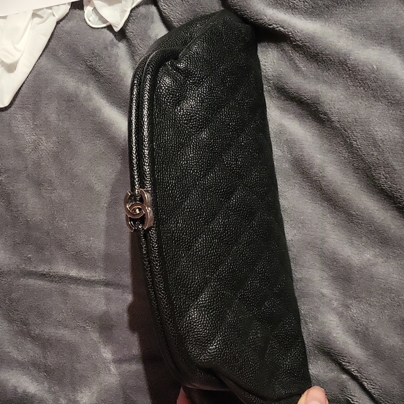 Chanel classic timeless clutch in black caviar leather - Picture 7 of 7
